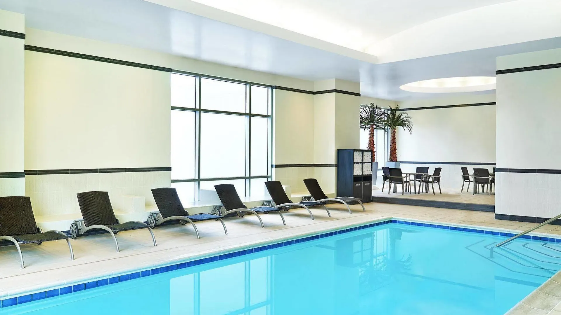 The Westin Virginia Beach Town Center 4*,
